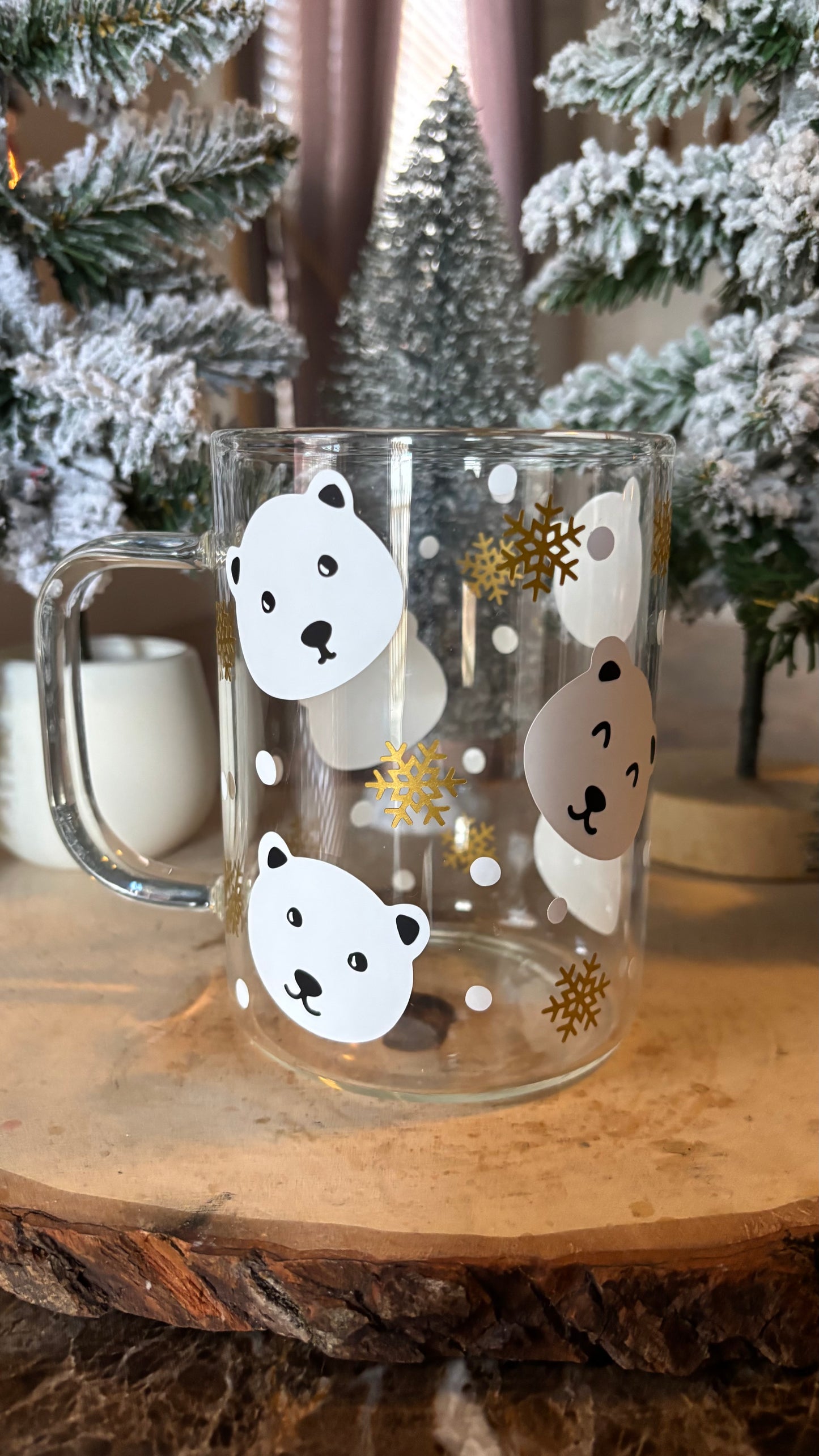 Winter polar bear glass mug