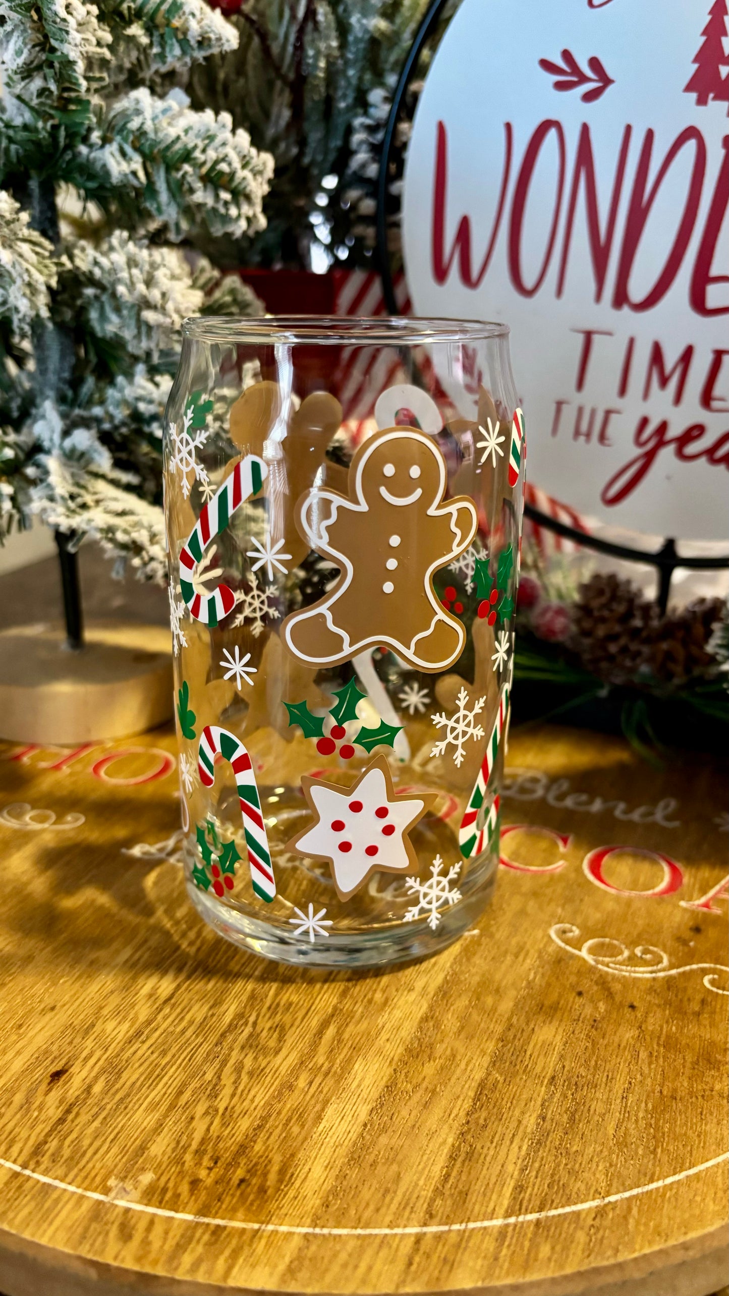 Gingerbread Christmas glass cup