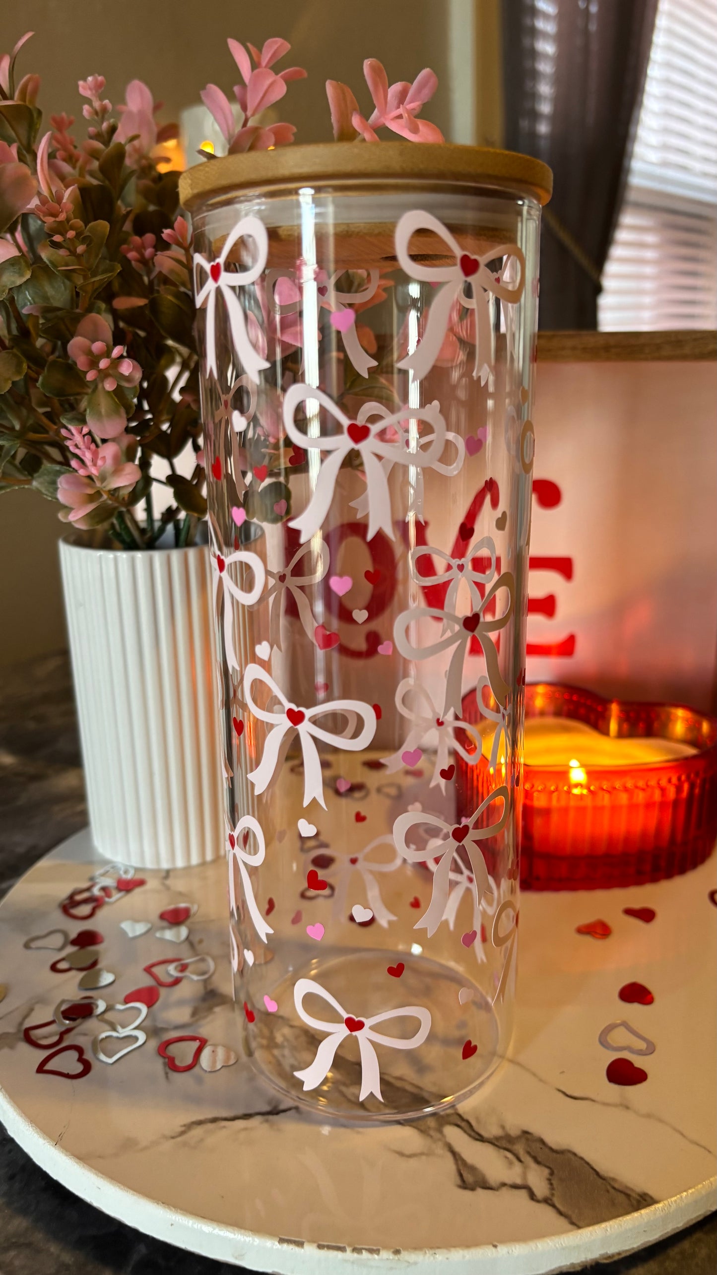 Coquette bows and hearts glass cup