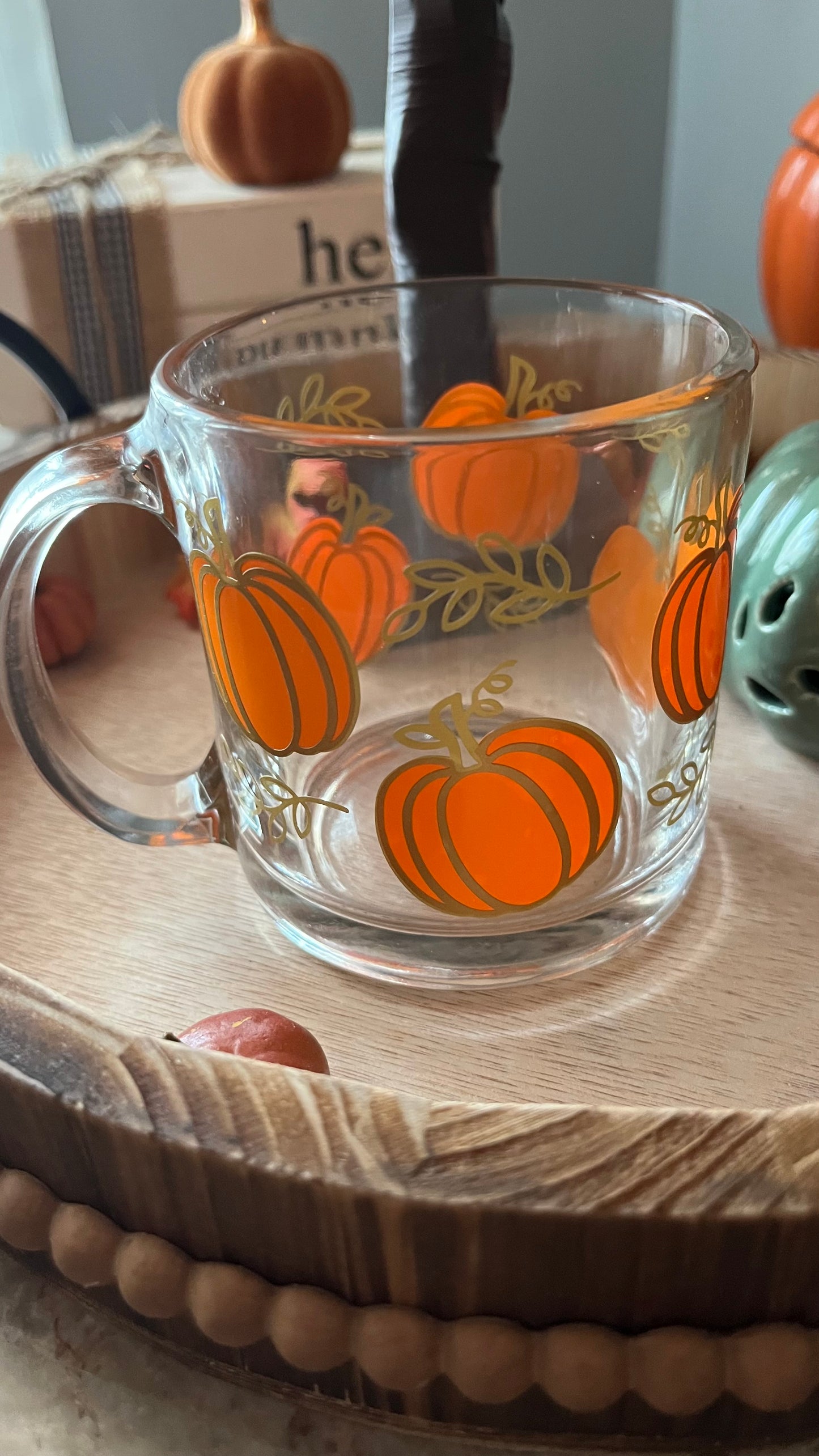 Autumn pumpkin glass mug