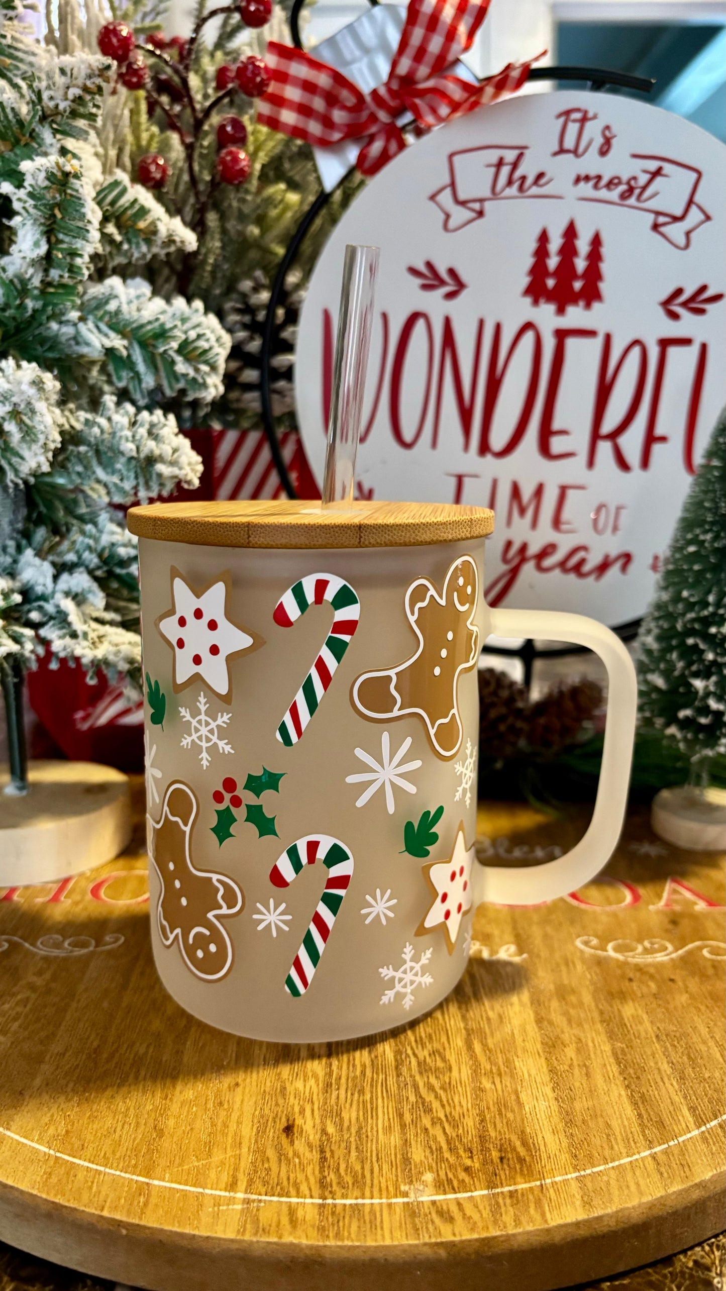 Gingerbread Christmas glass mug