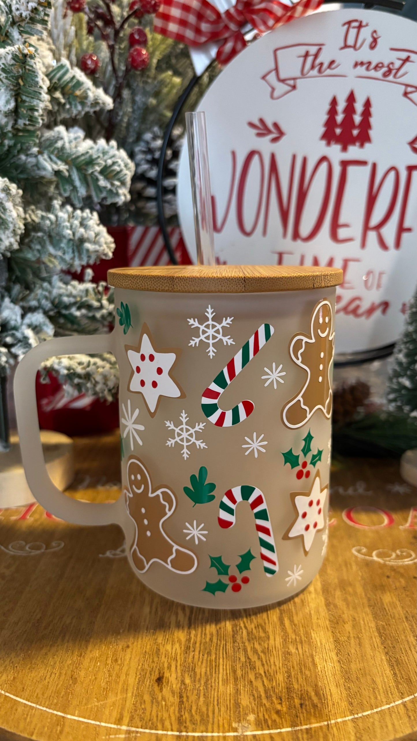 Gingerbread Christmas glass mug