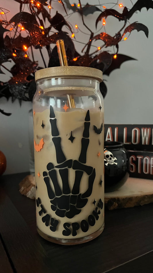 Stay spooky glass cup