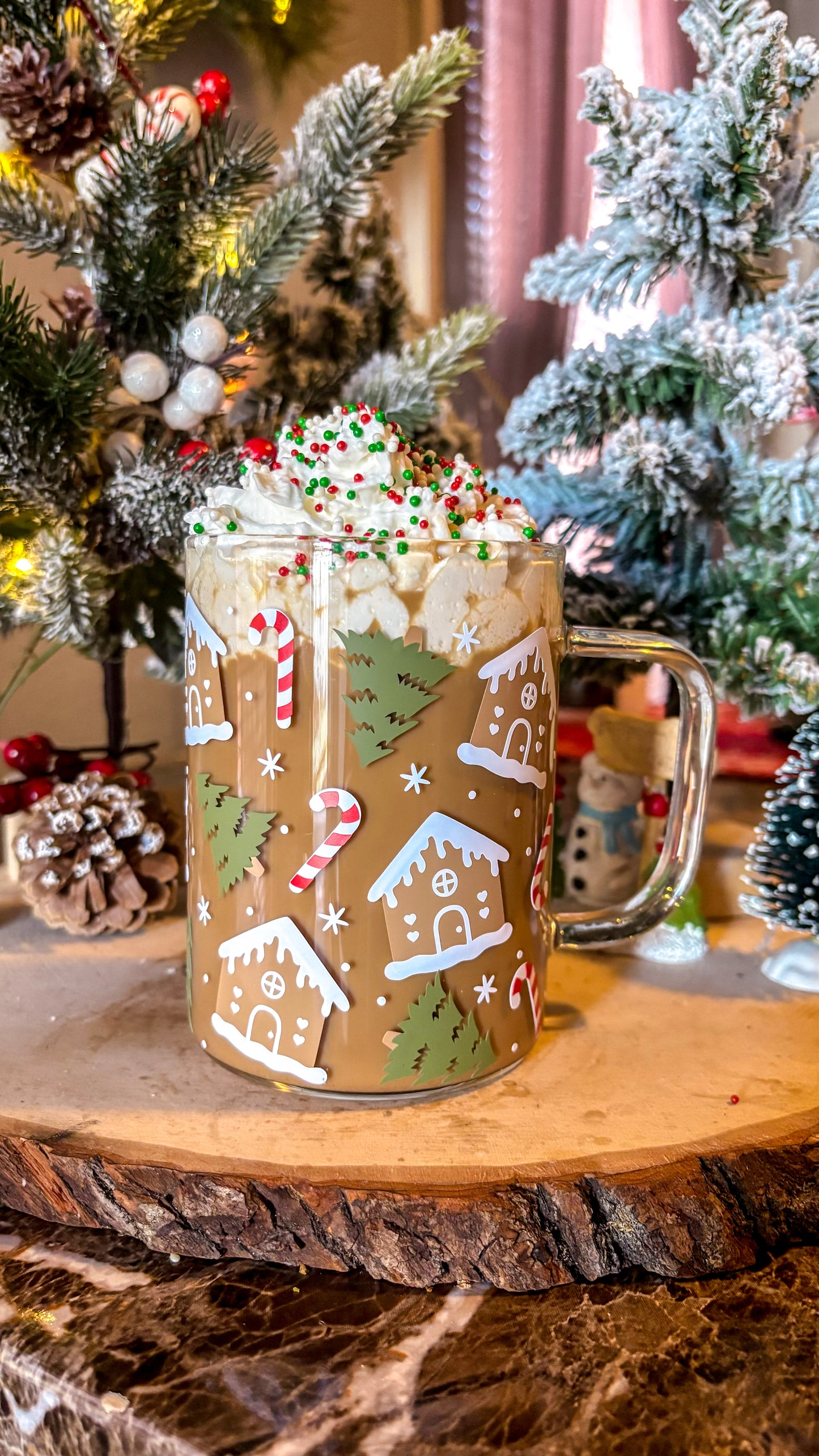 Gingerbread house glass mug