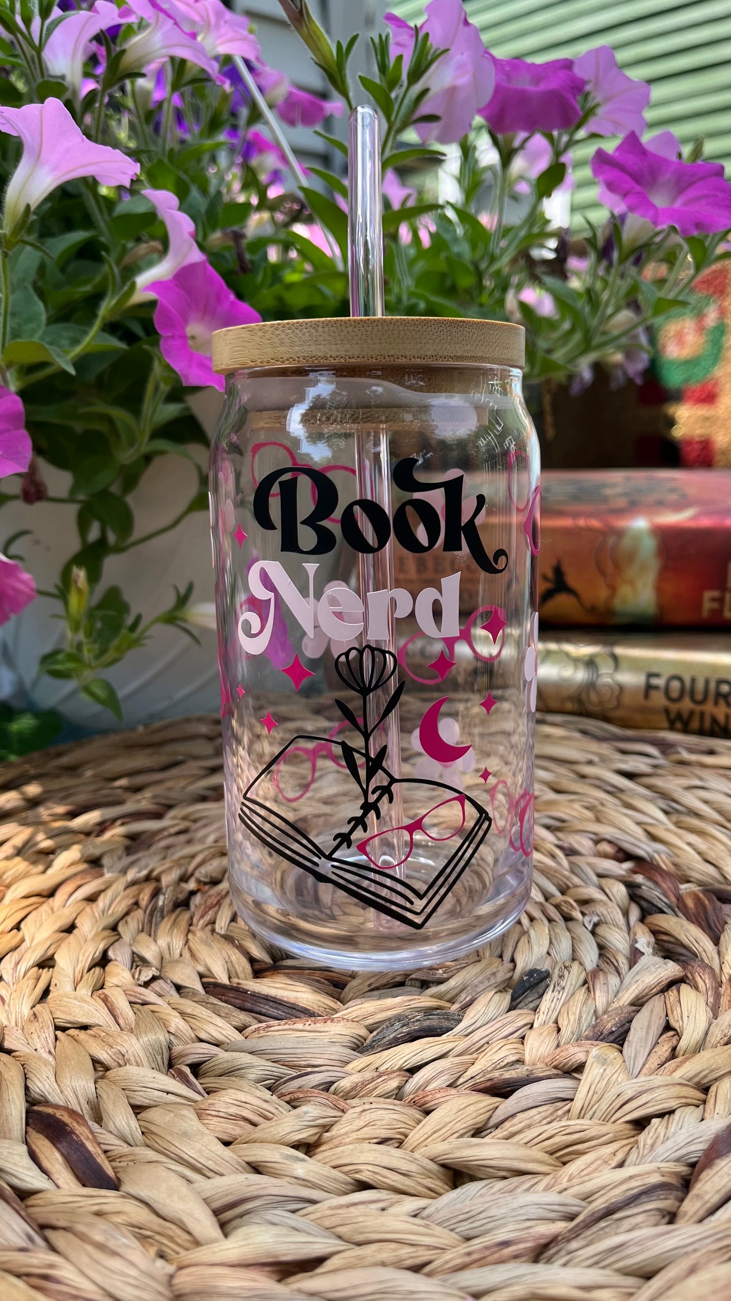 Book nerd glass cup