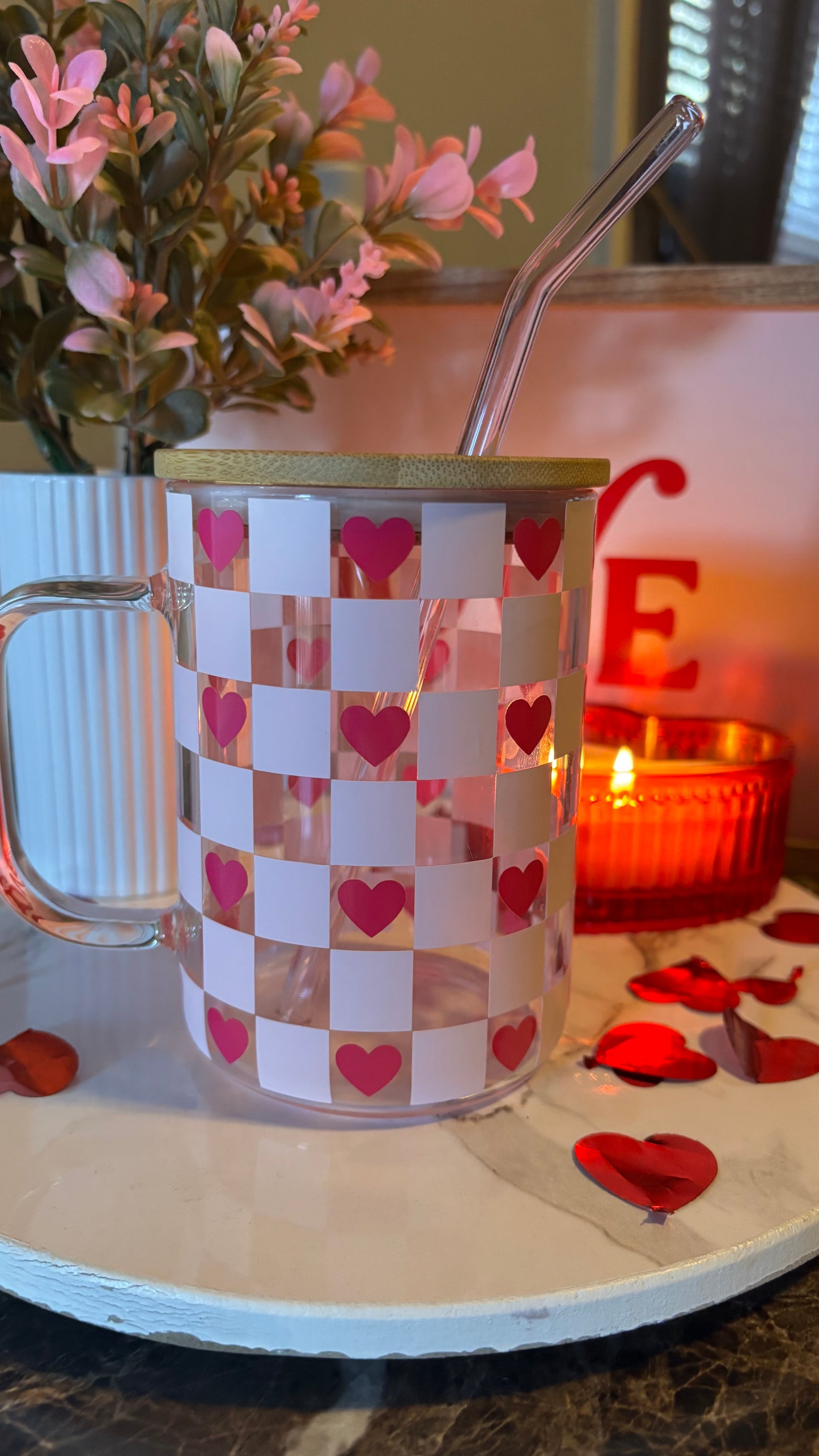 Checkered hearts glass mug