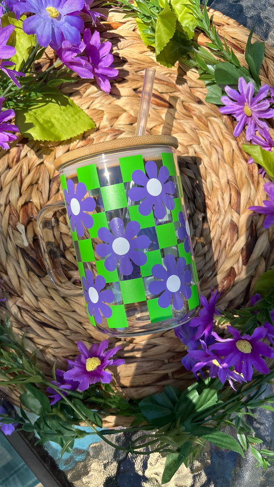 Retro checkered daisies mug