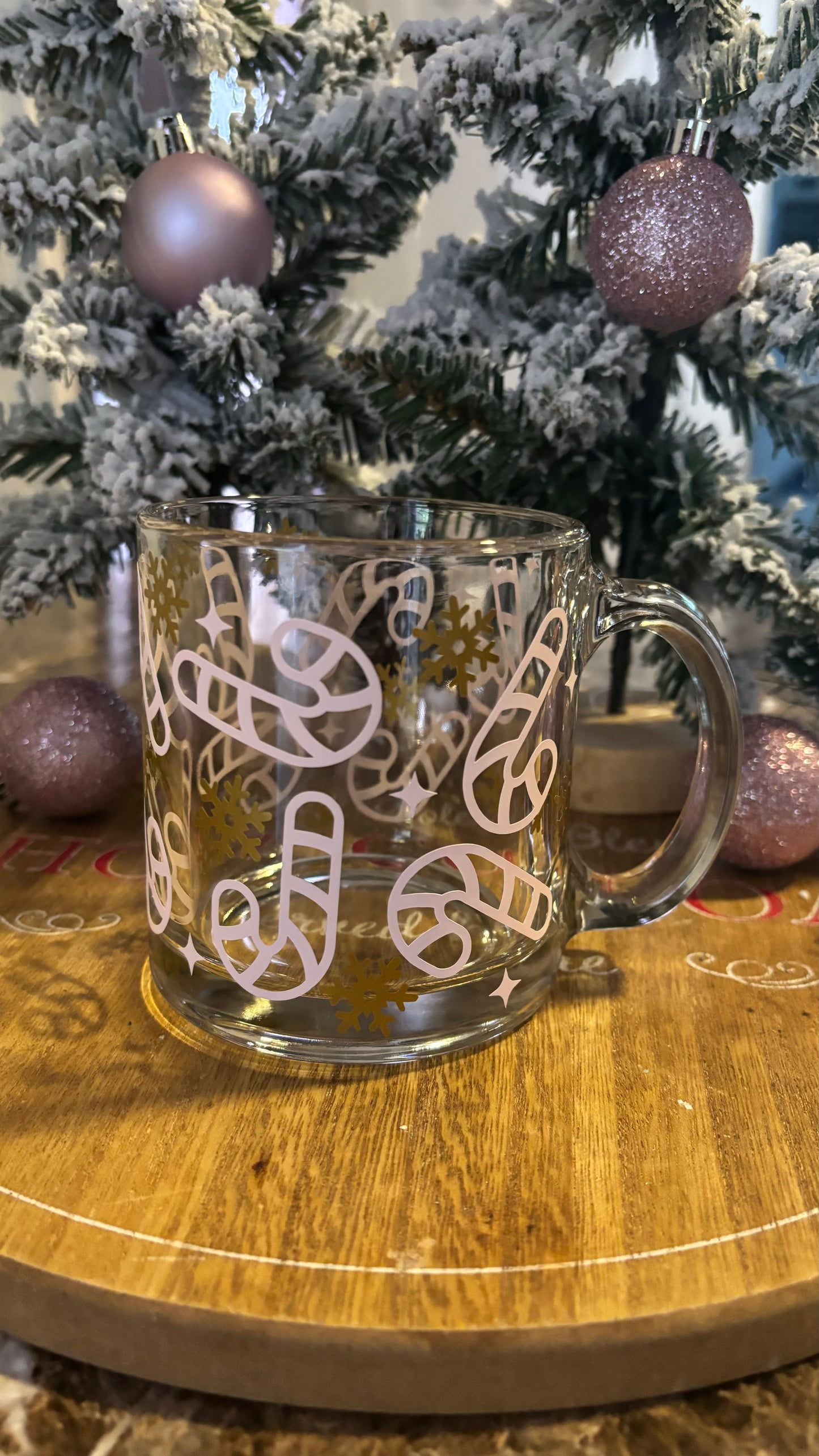 Pinkmas candy canes glass mug