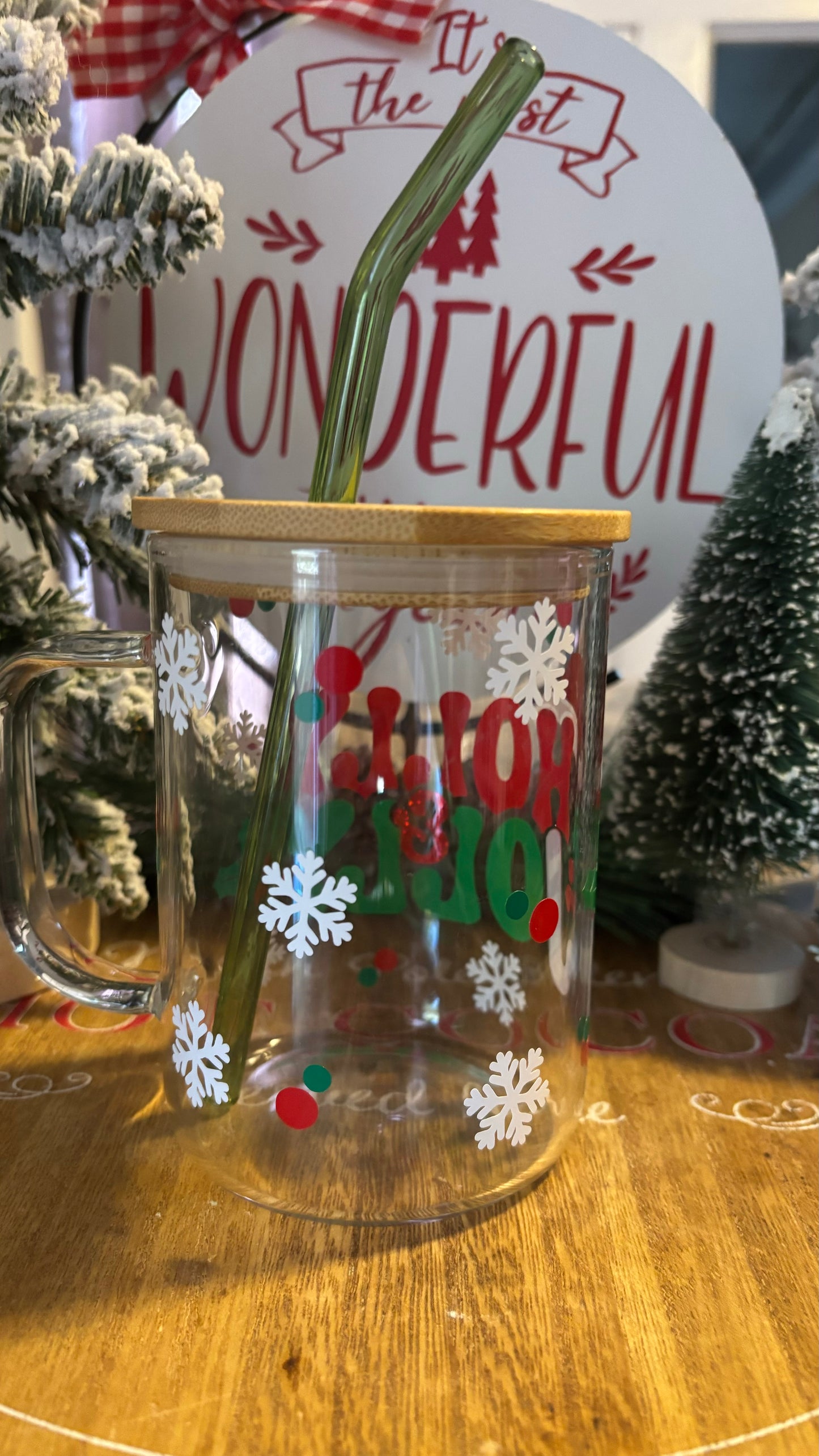 Holly jolly 16oz glass mug