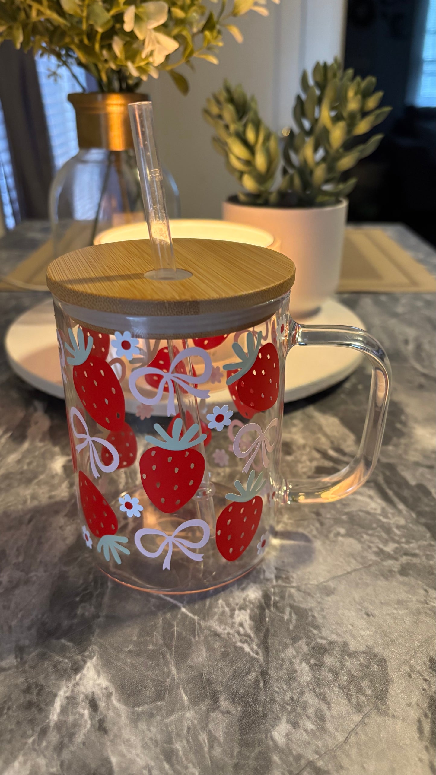 Strawberry bows glass mug