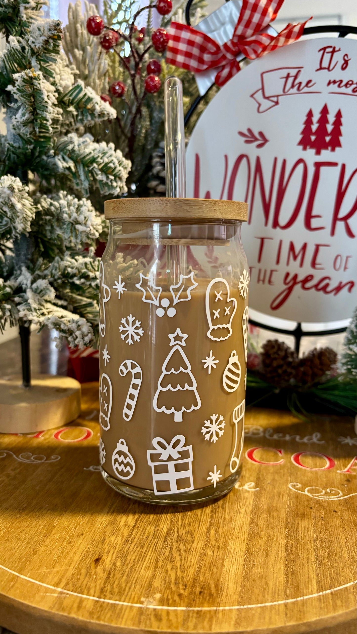 Christmas doodles glass cup