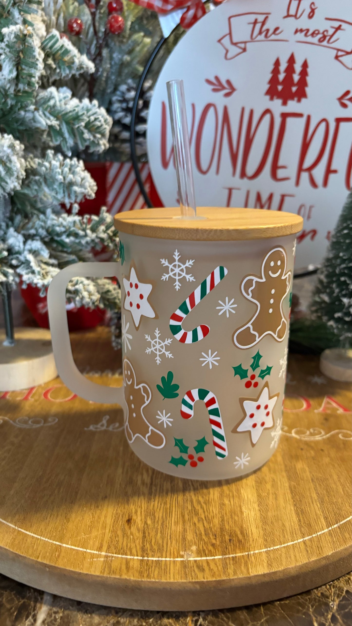 Gingerbread Christmas glass mug