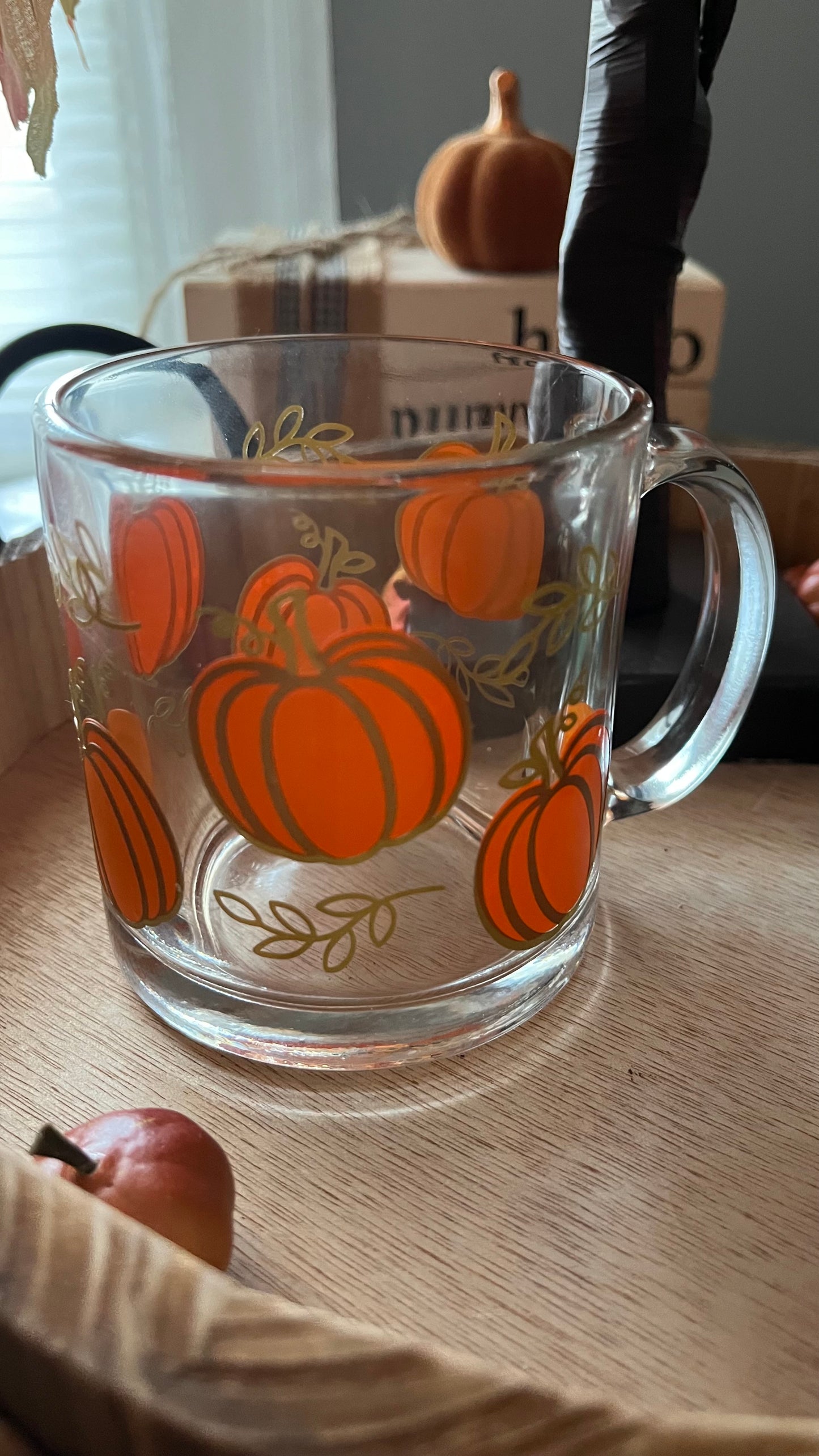 Autumn pumpkin glass mug