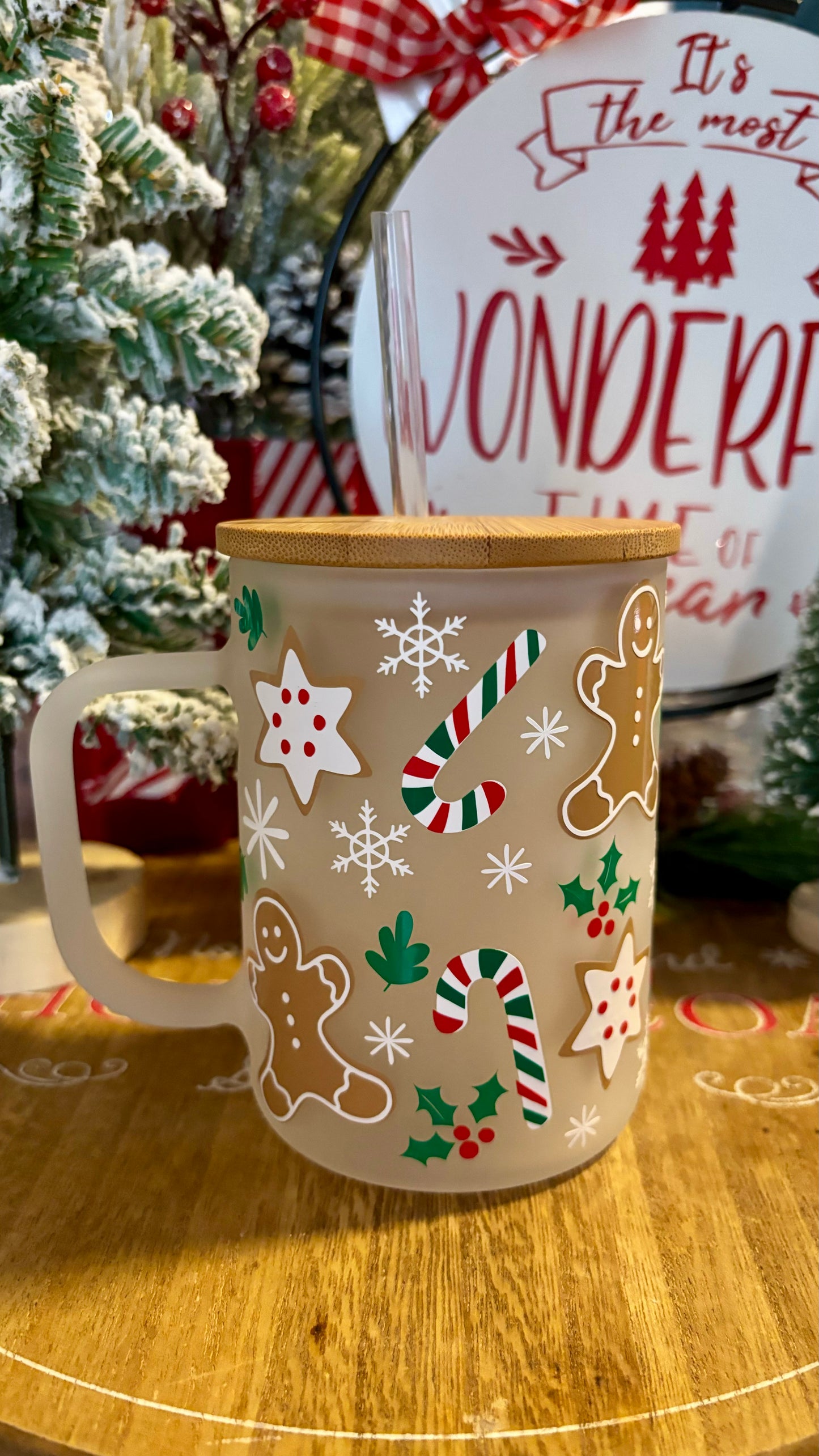 Gingerbread Christmas glass mug