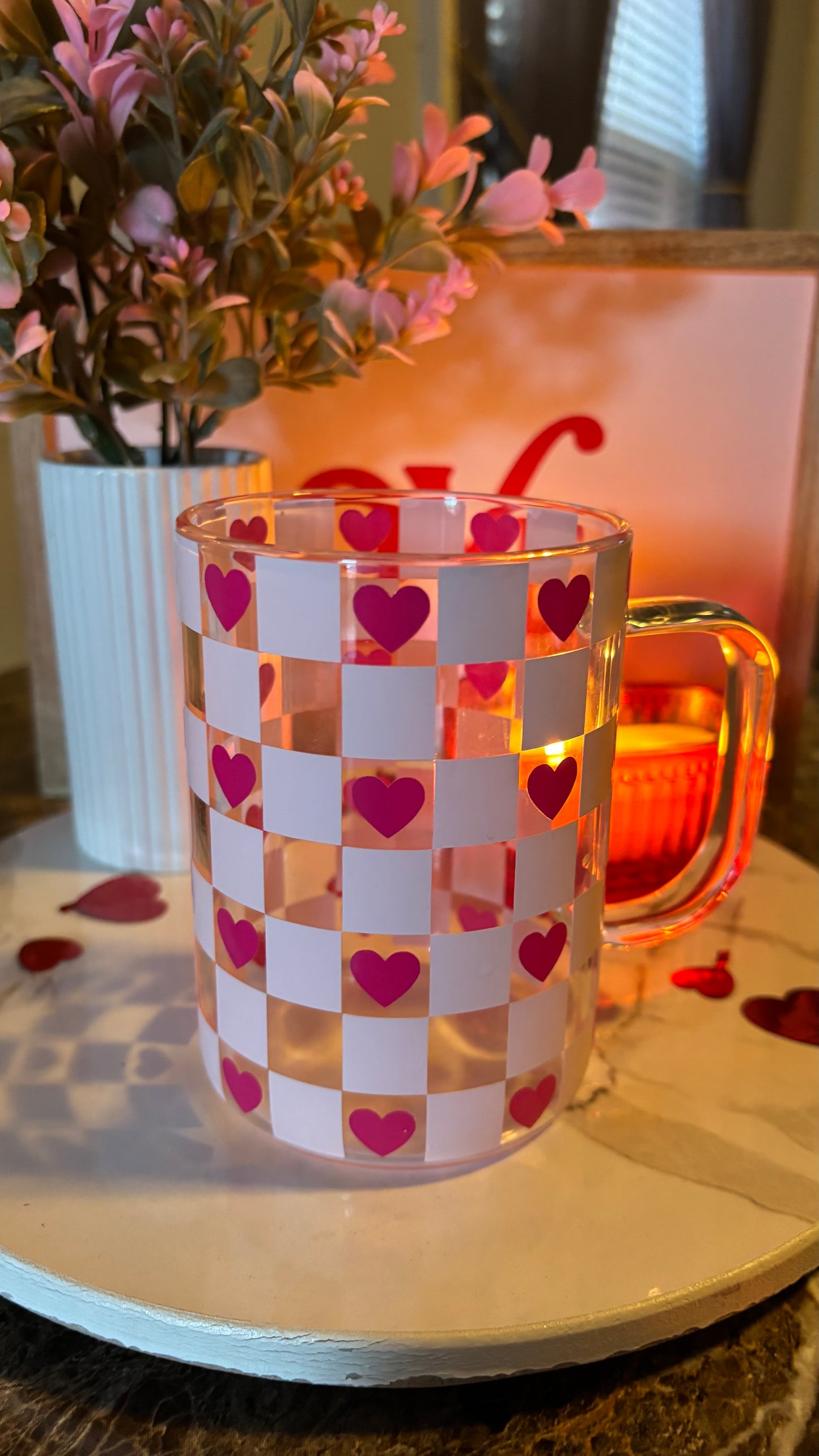 Checkered hearts glass mug