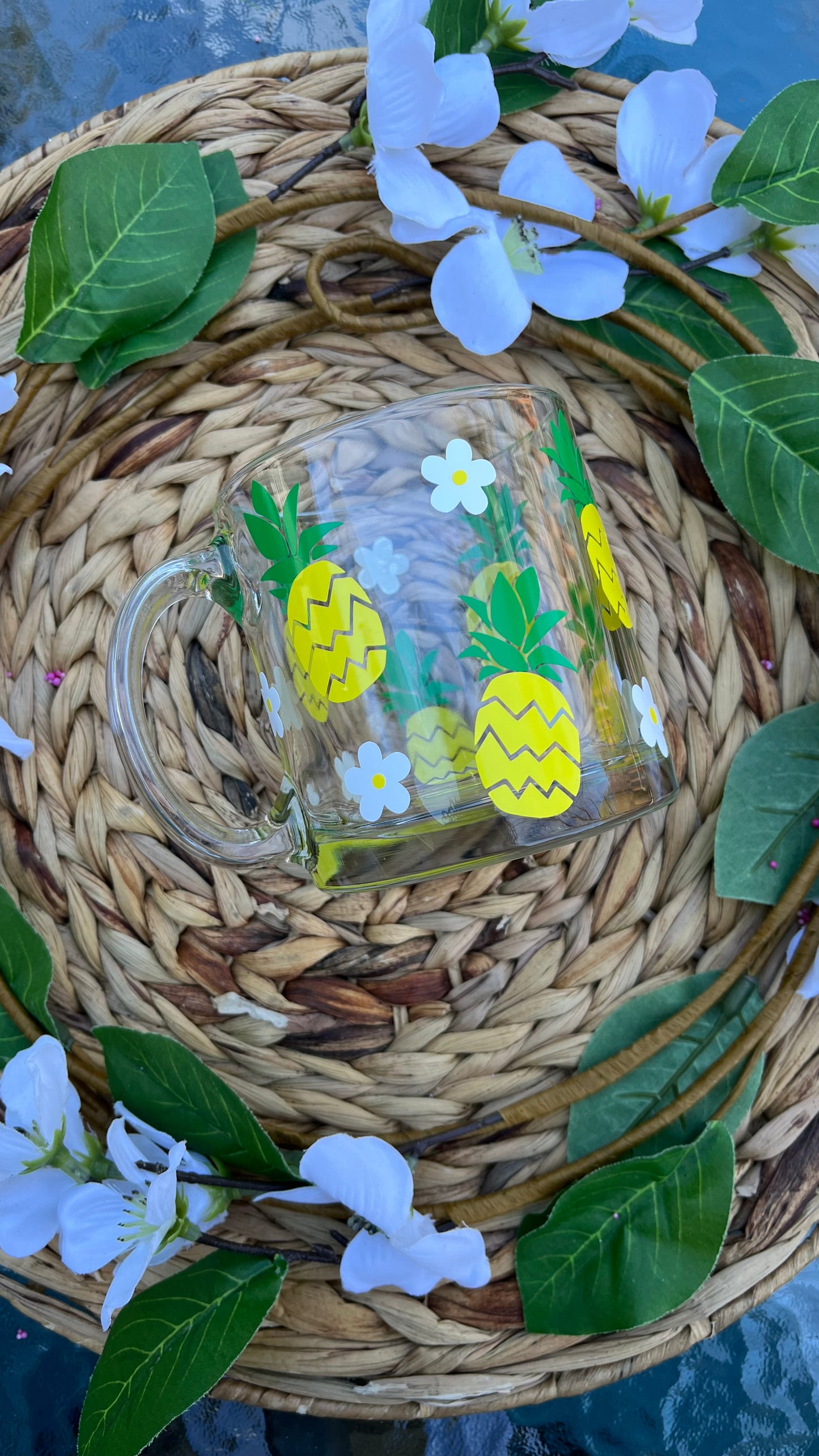 Pineapple glass mug