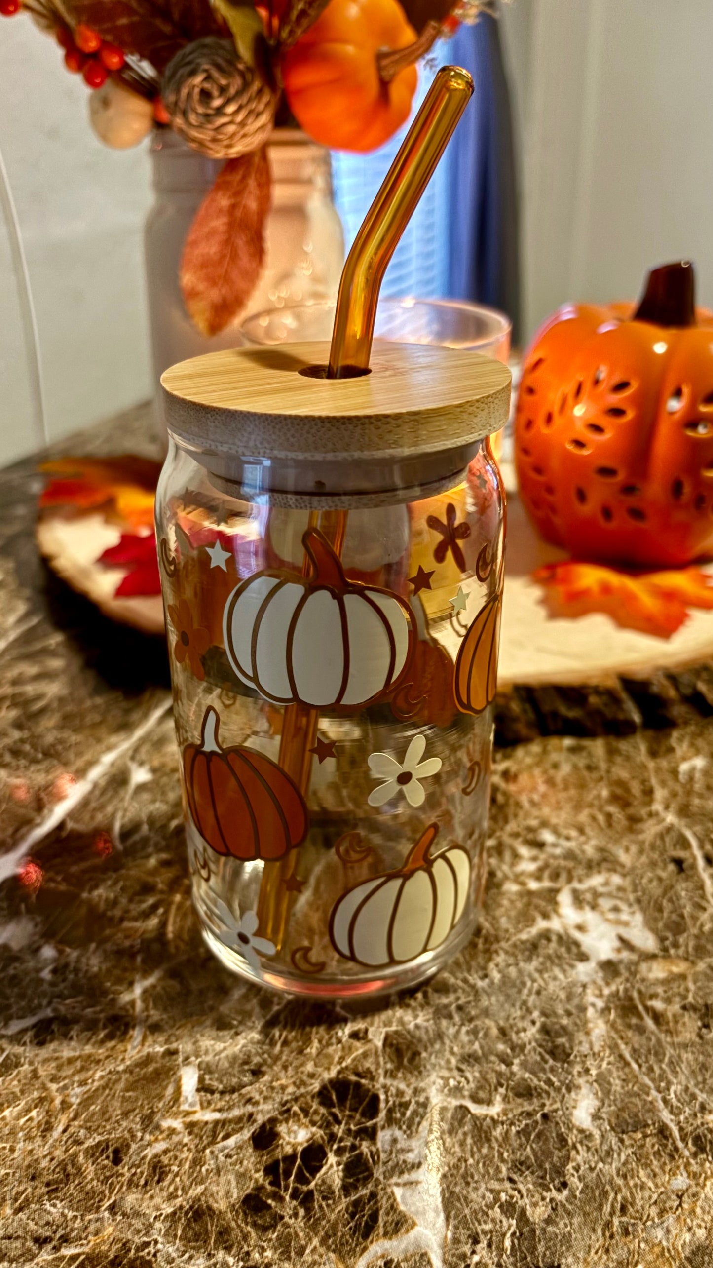 Autumn spice pumpkins glass cup