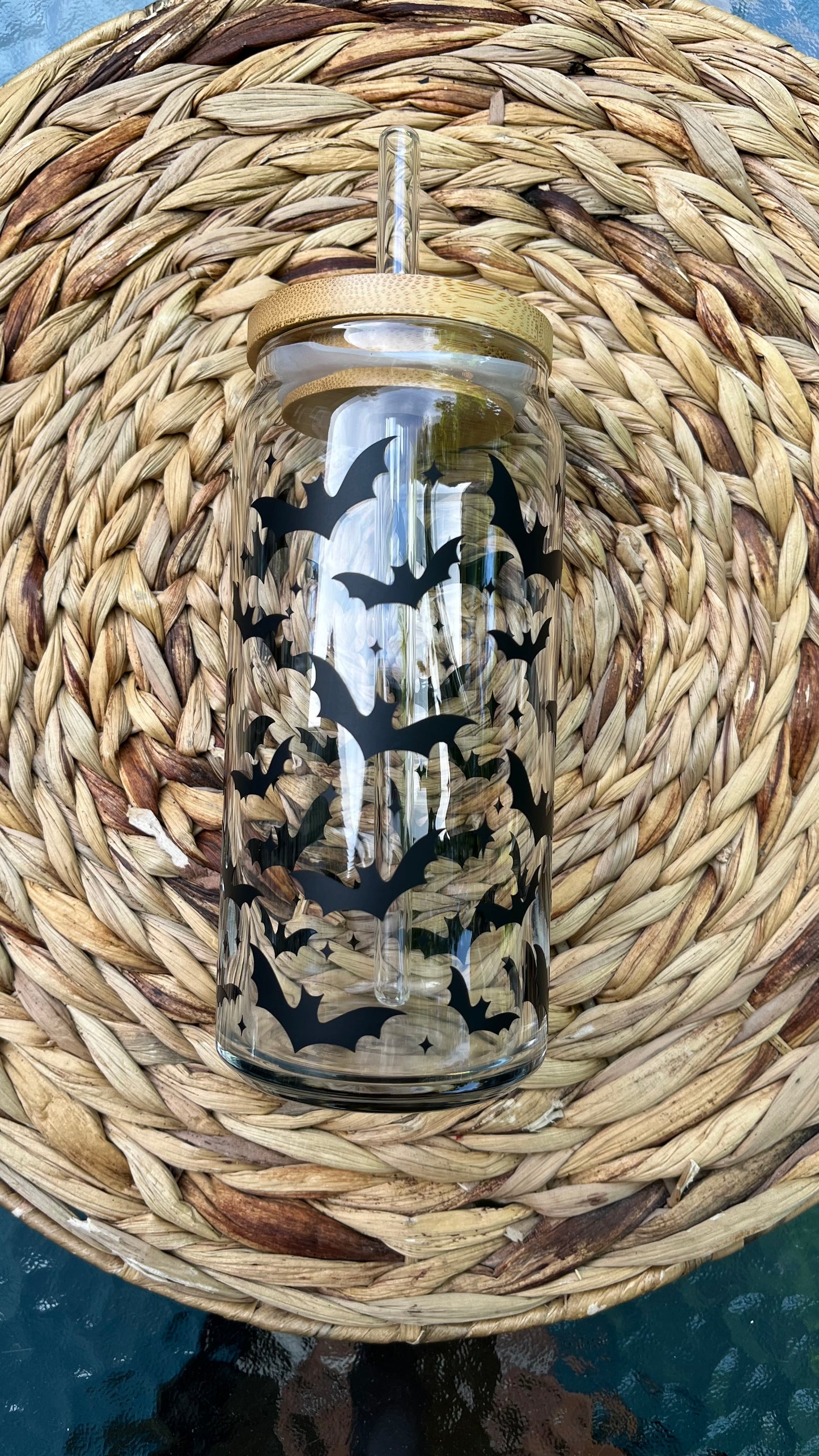 Spooky bats glass cup