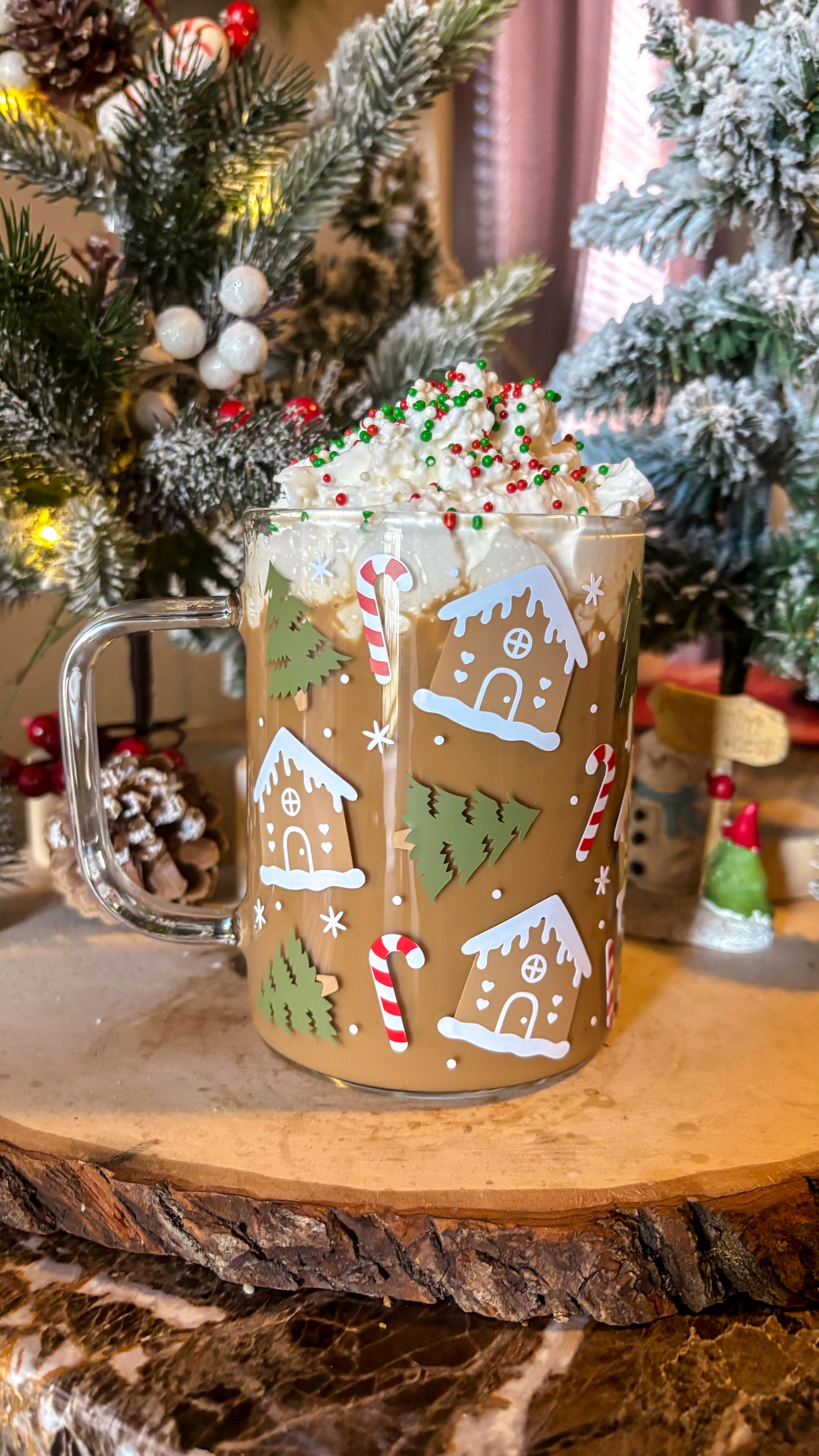 Gingerbread house glass mug