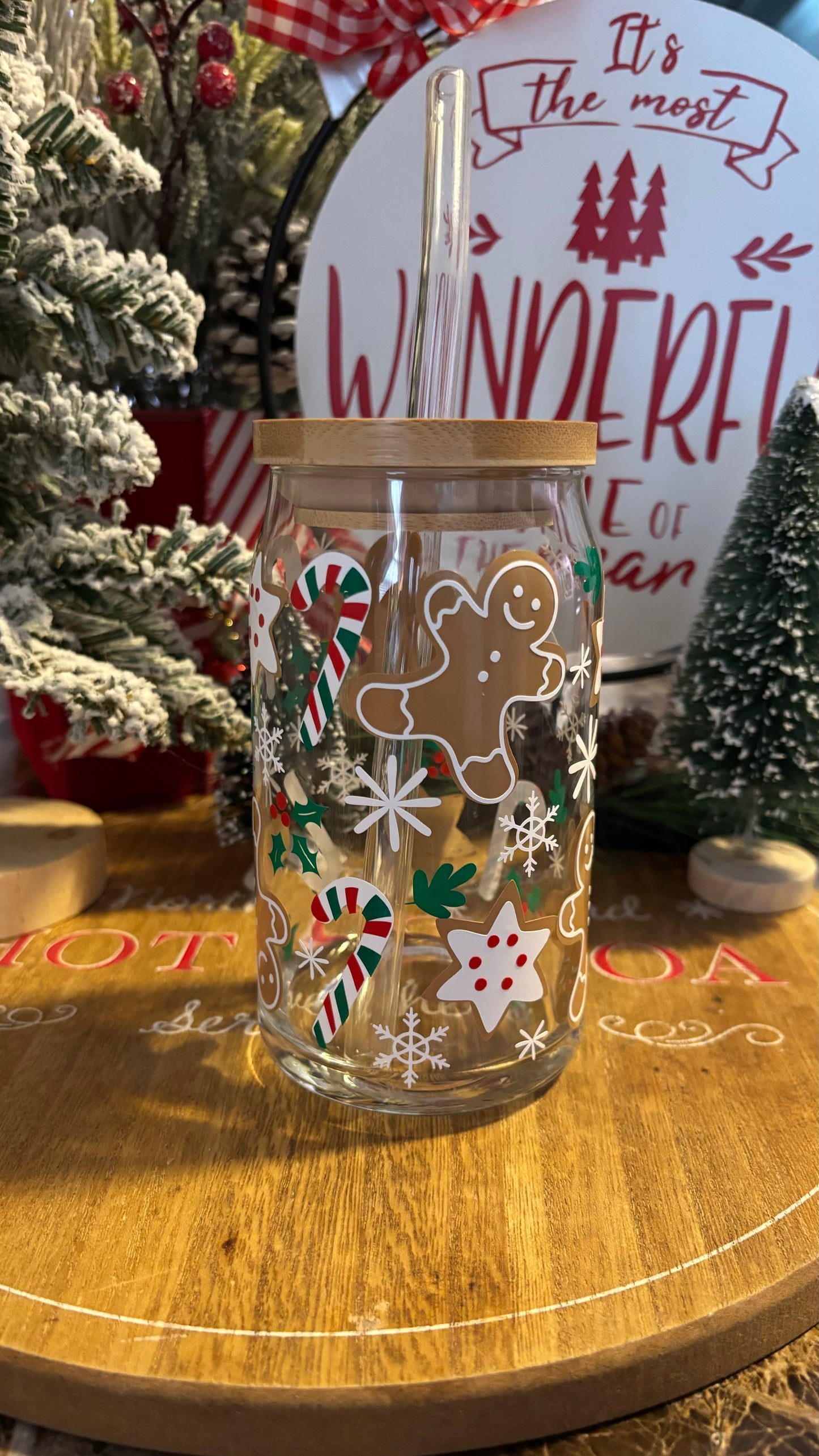 Gingerbread Christmas glass cup