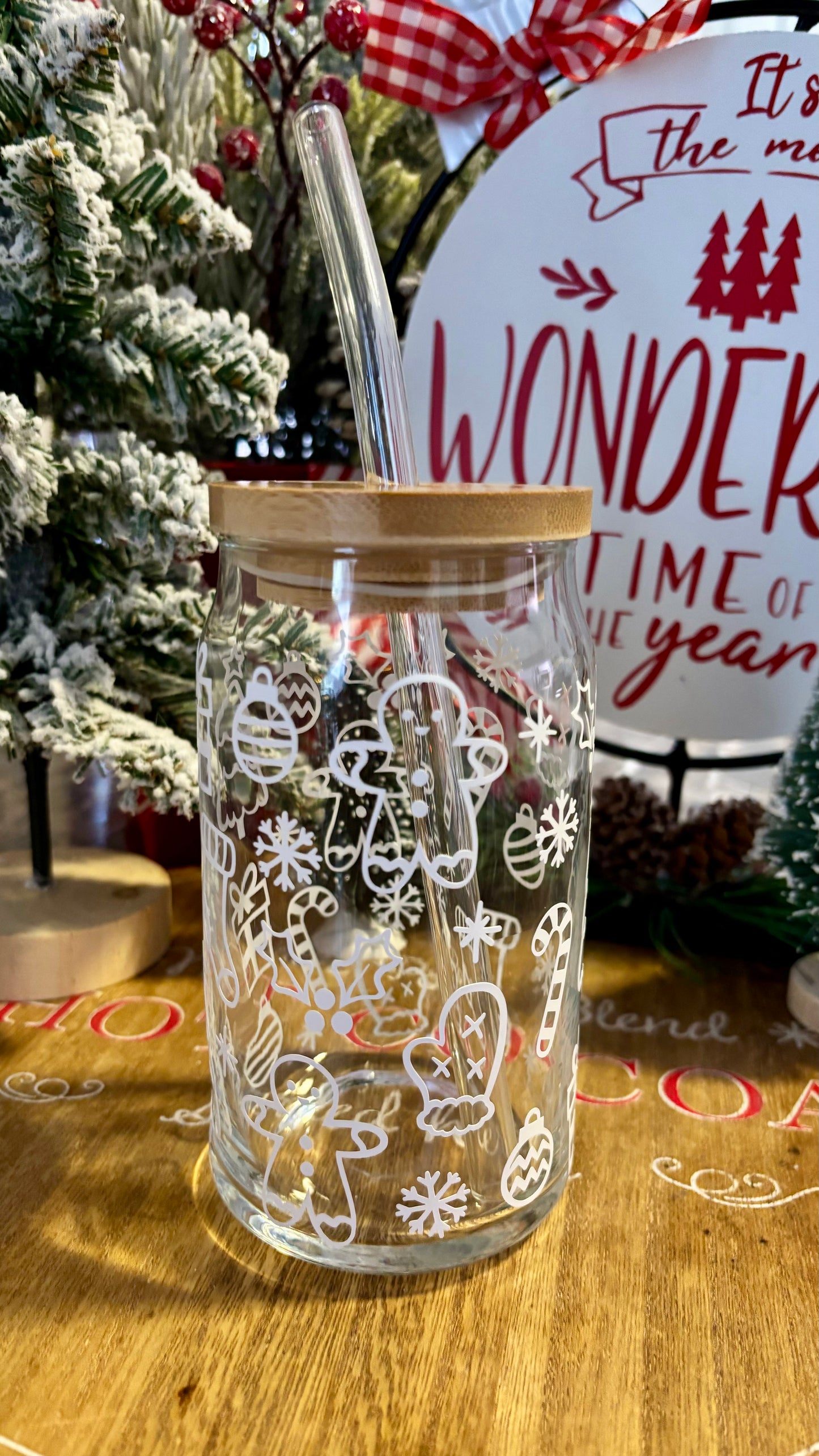 Christmas doodles glass cup