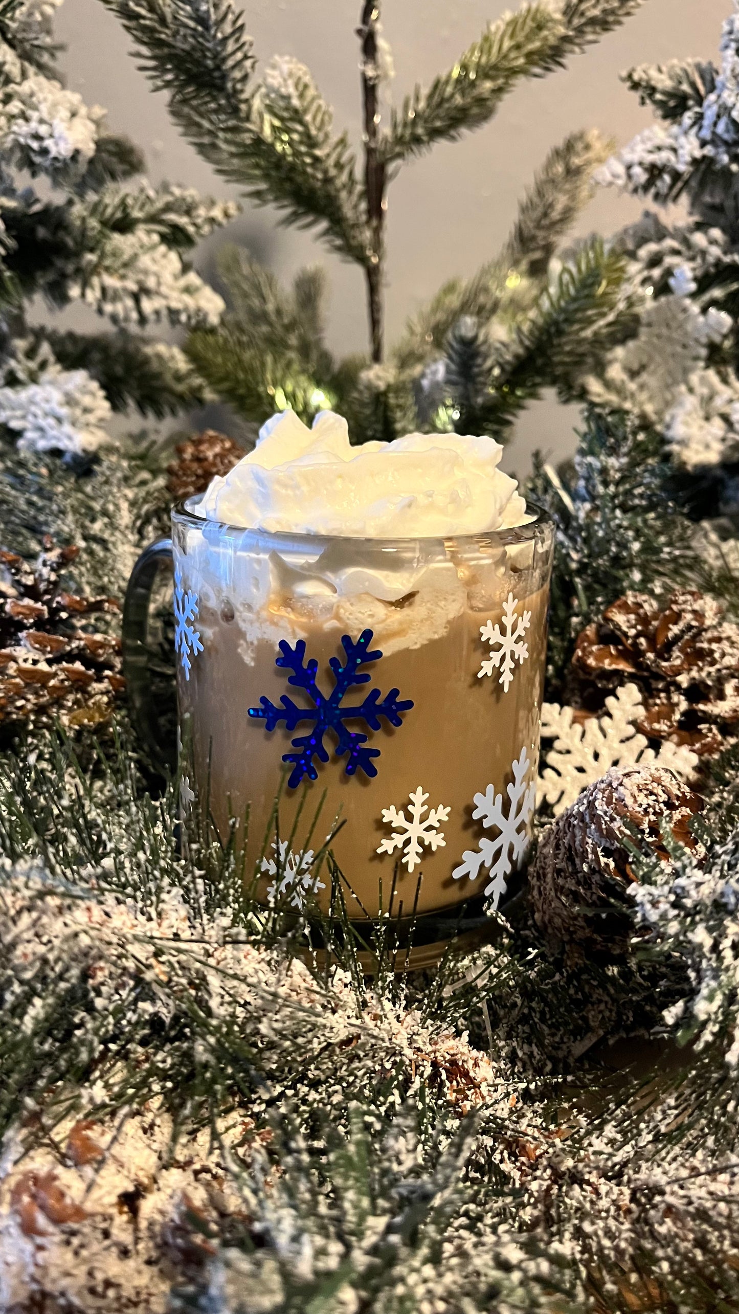 Snowflake glass mug