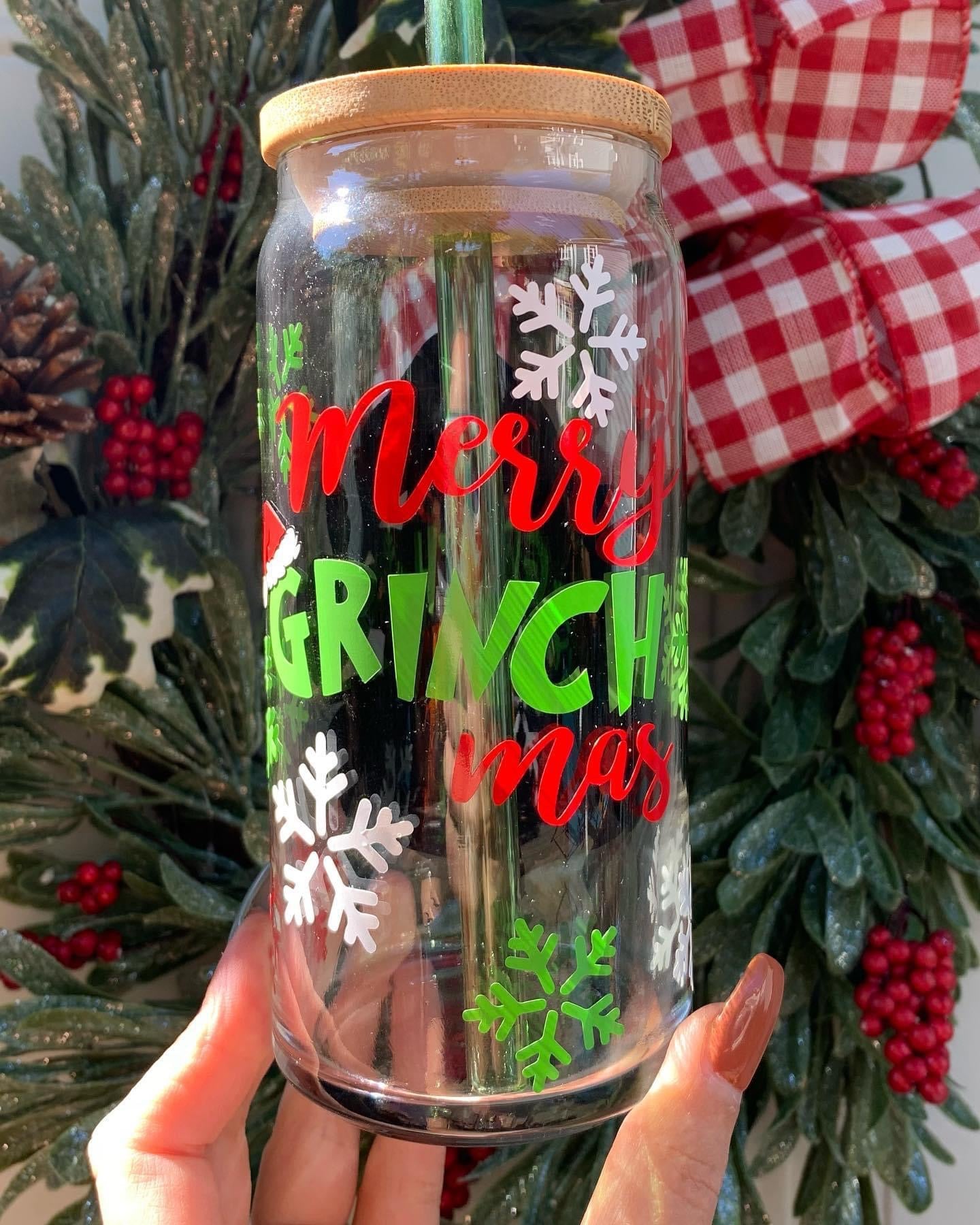 The grinch glass cup