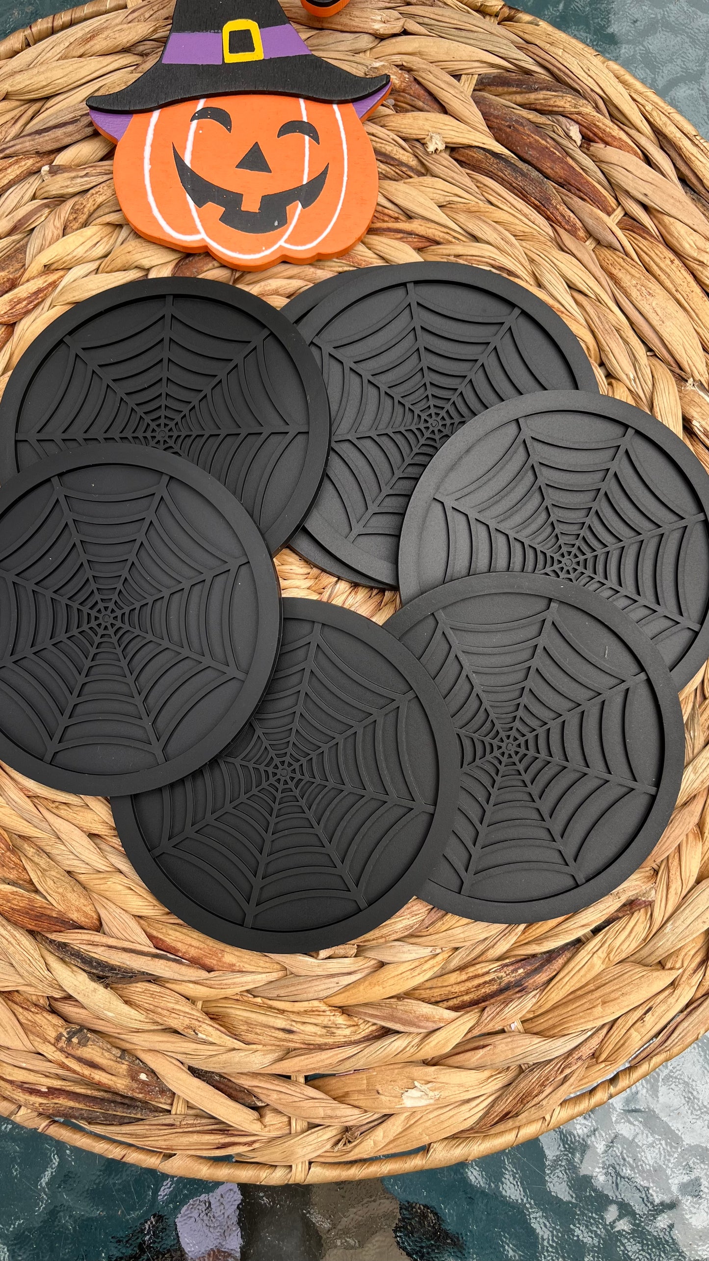 Spider web coaster