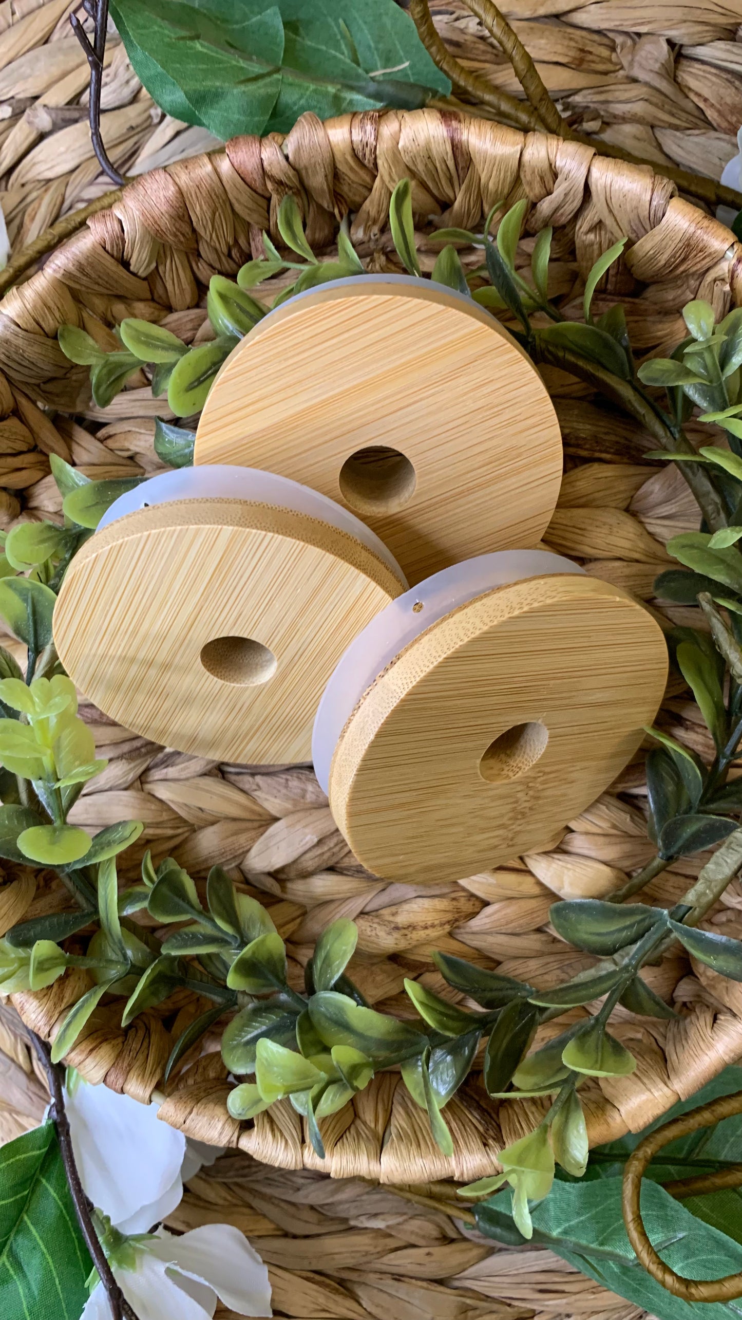 Bamboo lid