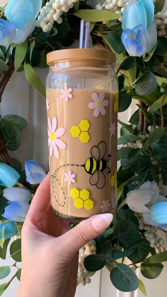 Daisy honey bee glass